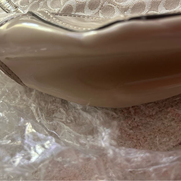 Coach Logo Zipper Tote Satchel Shoulder Bag - Picture 3 of 10